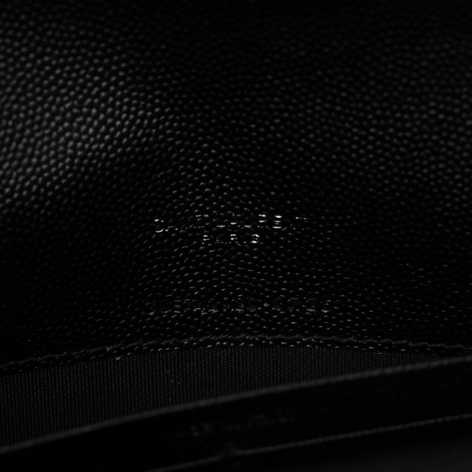 Grain De Poudre Matelasse Chevron Monogram Monochrome Envelope Chain Wallet Black