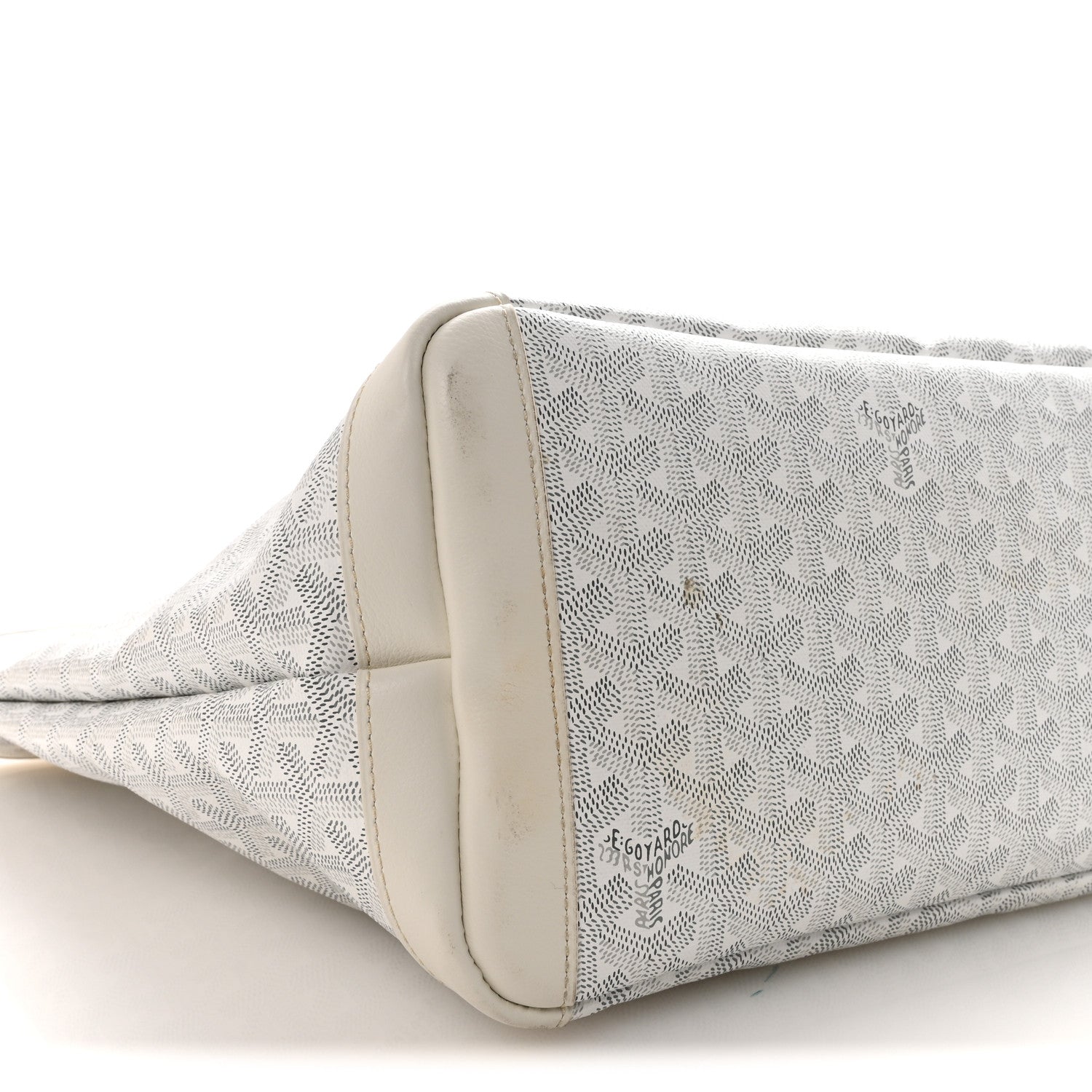Goyardine Artois MM White