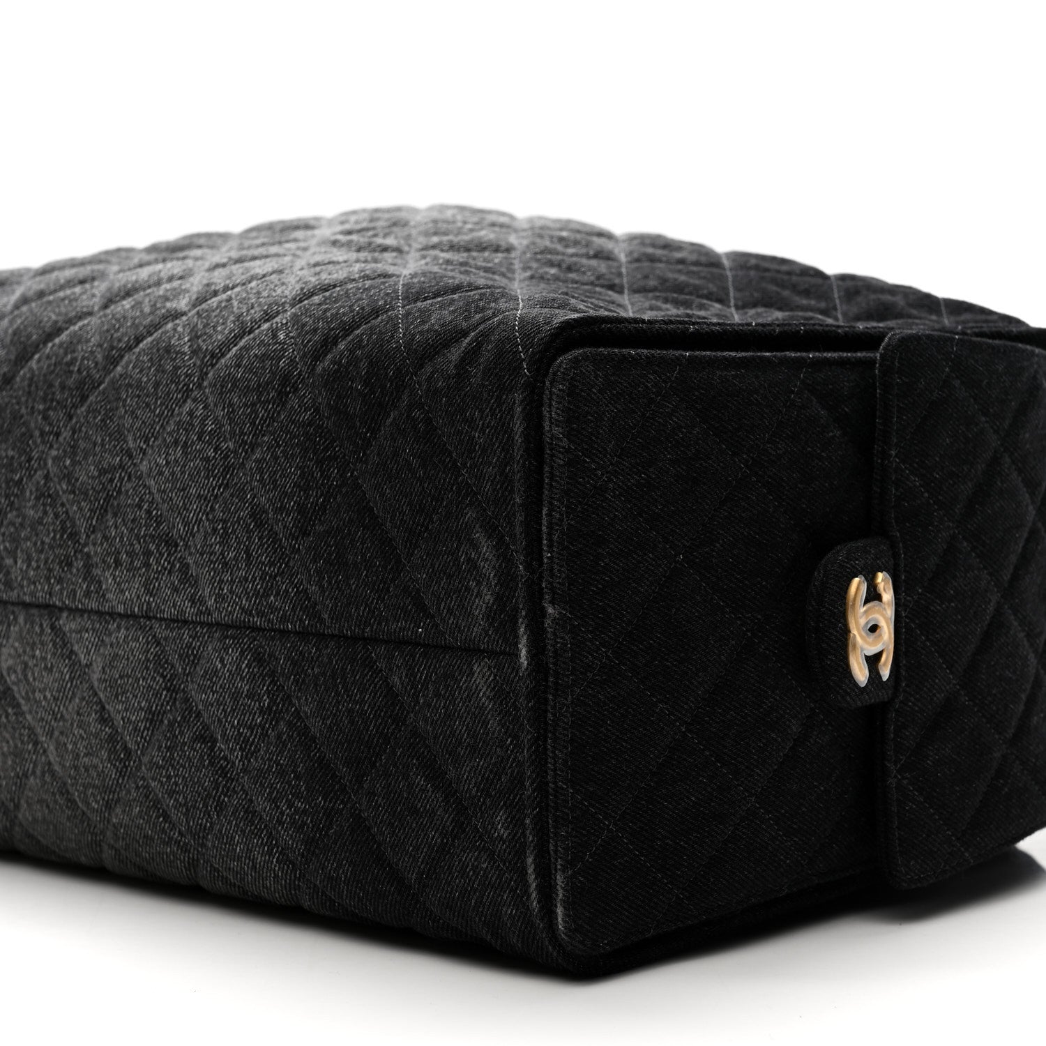 Washed Denim Quilted Large CHNL 25 Handbag Black