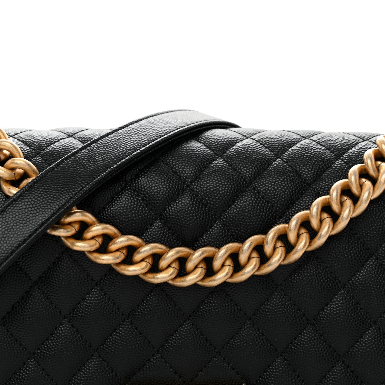 Caviar Quilted Medium Boy Flap Black