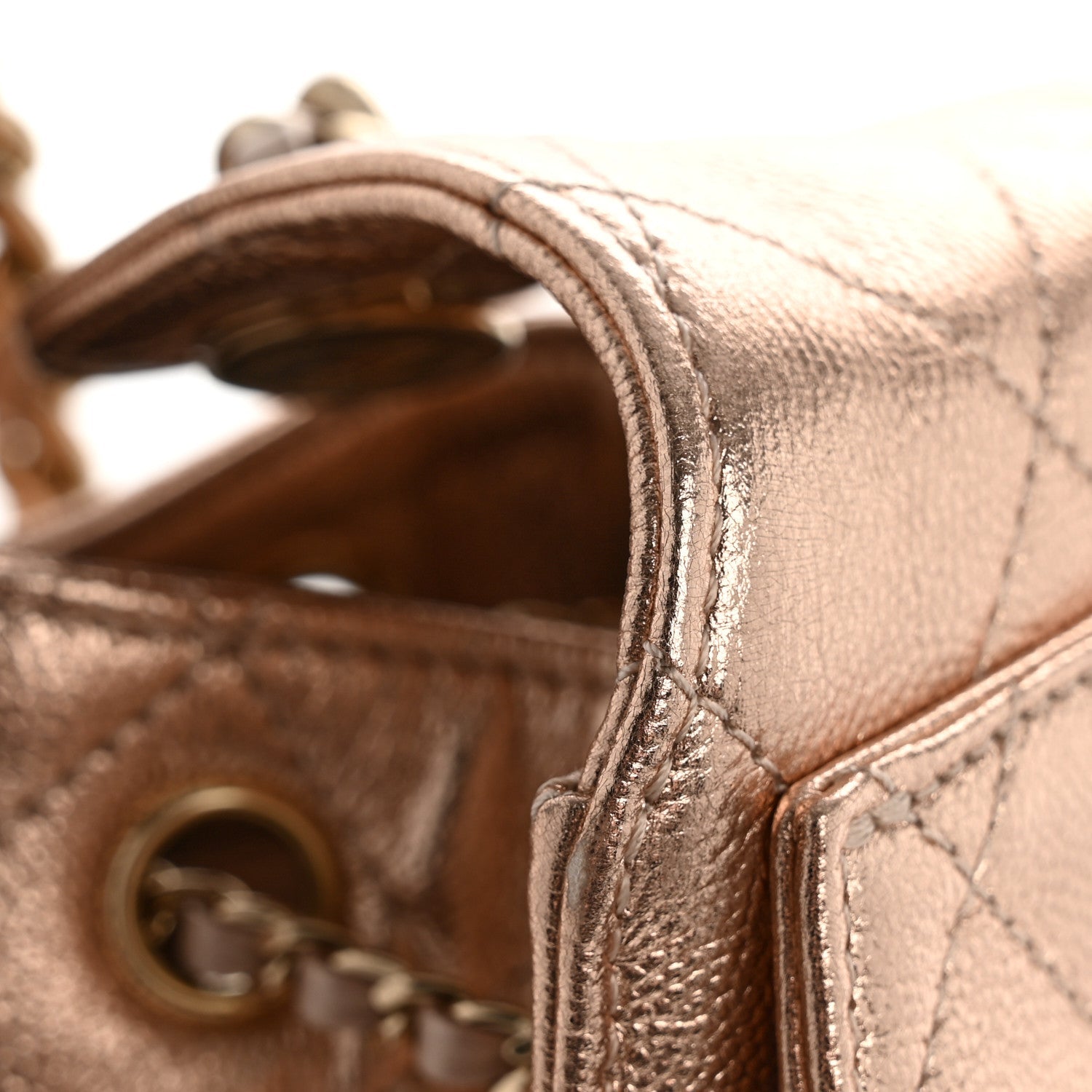 Metallic Caviar Quilted Small CHNL 25 Handbag Copper