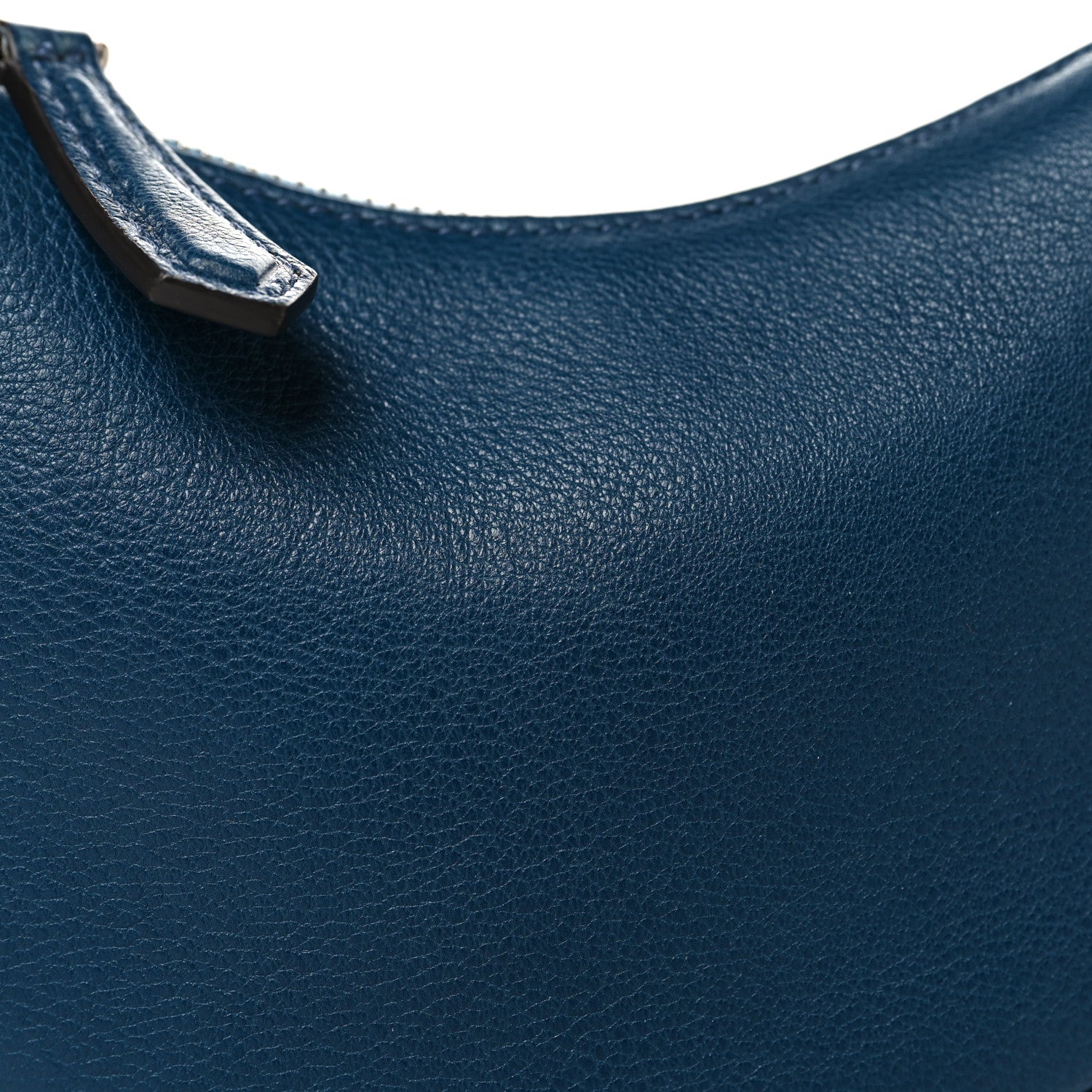 Vitello Grace Matte Nano FNDIgraphy Hobo Charm Mirto
