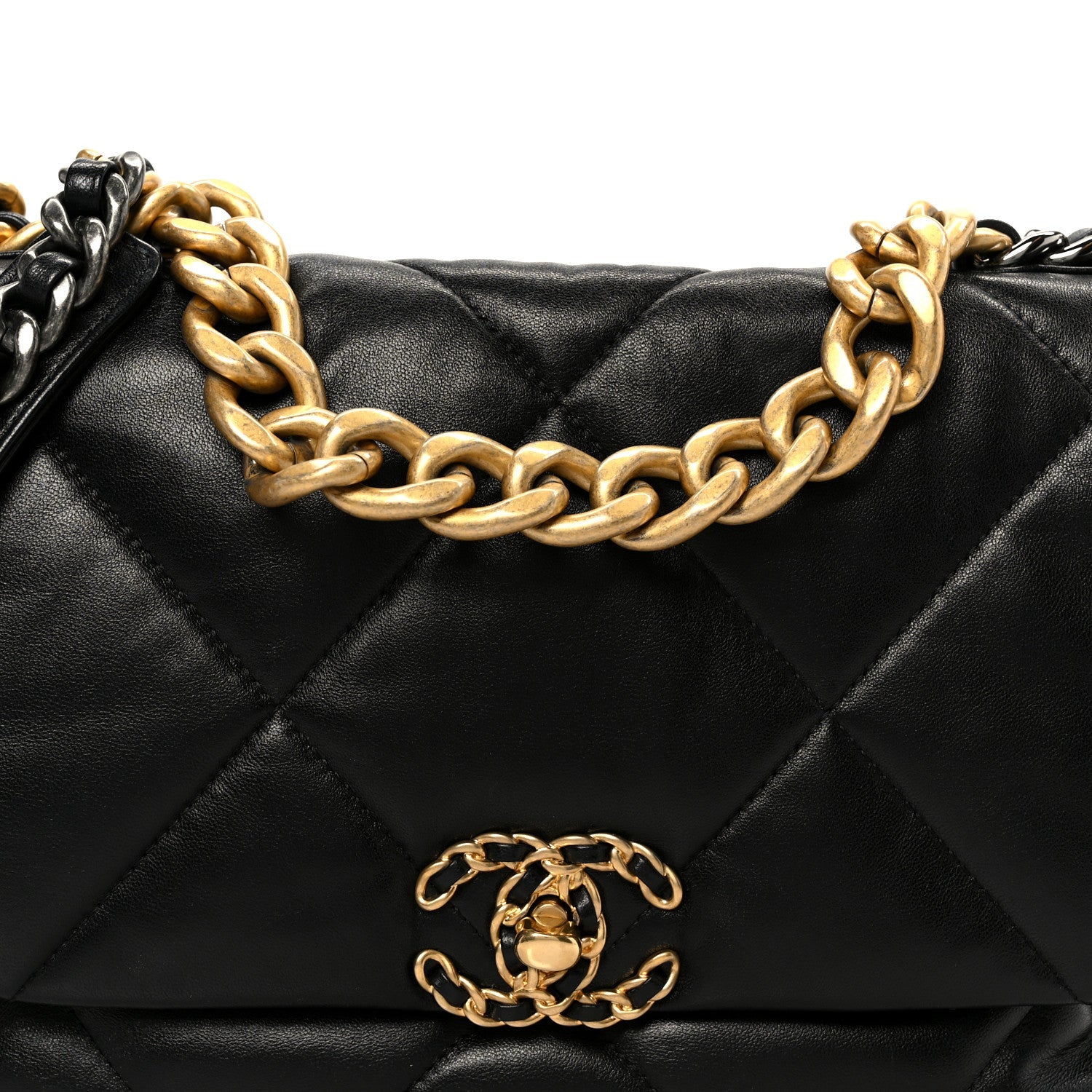 Goatskin Quilted Large CHNL 19 Flap Black
