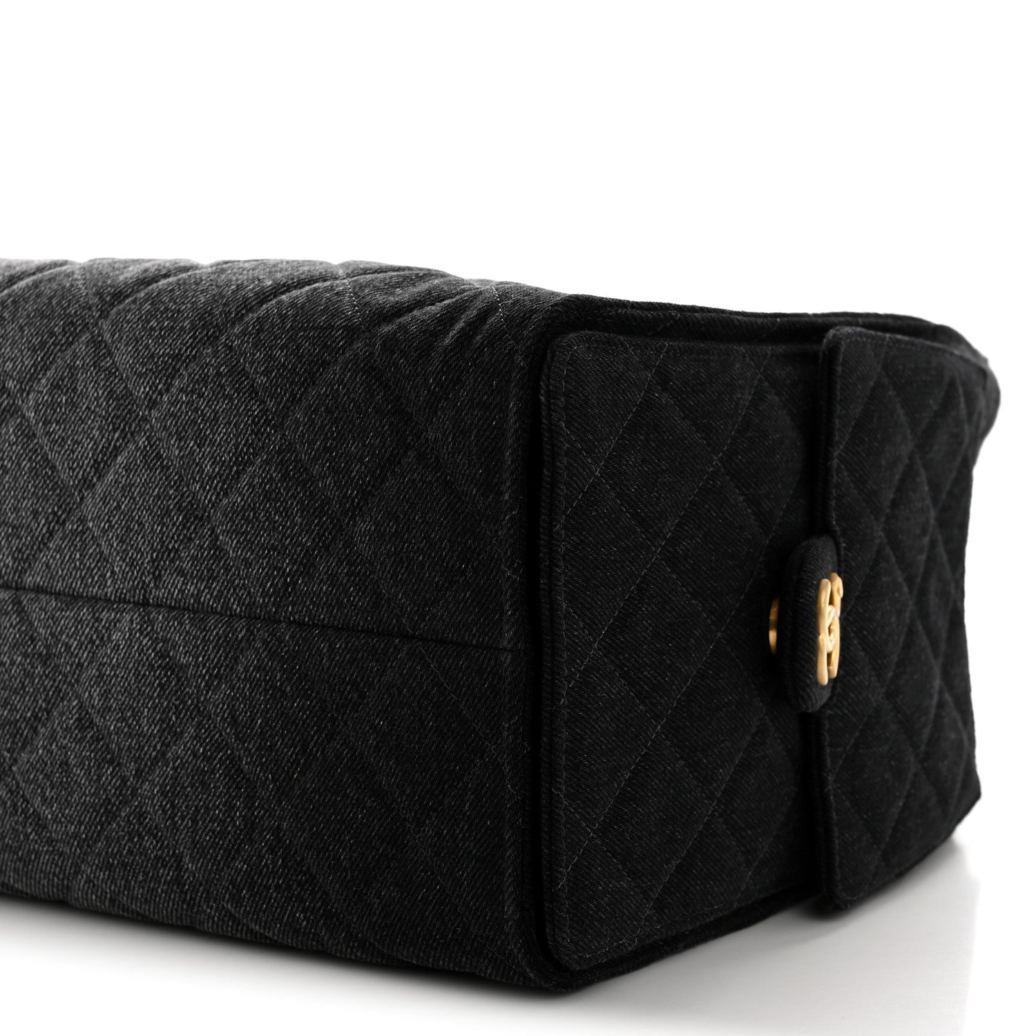 Washed Denim Quilted Medium CHNL 25 Handbag Black