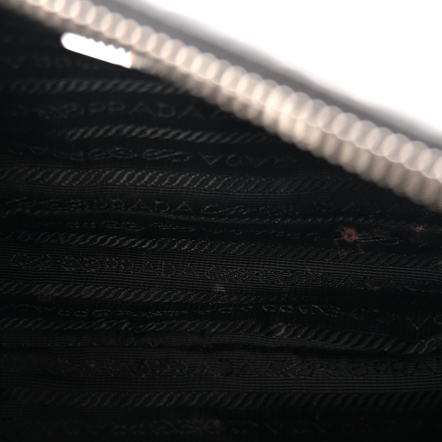 Nylon Re-Edition 2005 Shoulder Bag Black