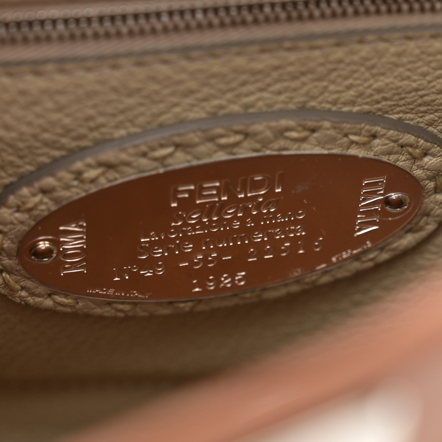Cuoio Romano Selleria Bi-Color Mini Peekaboo Iconic Satchel Mou Milk
