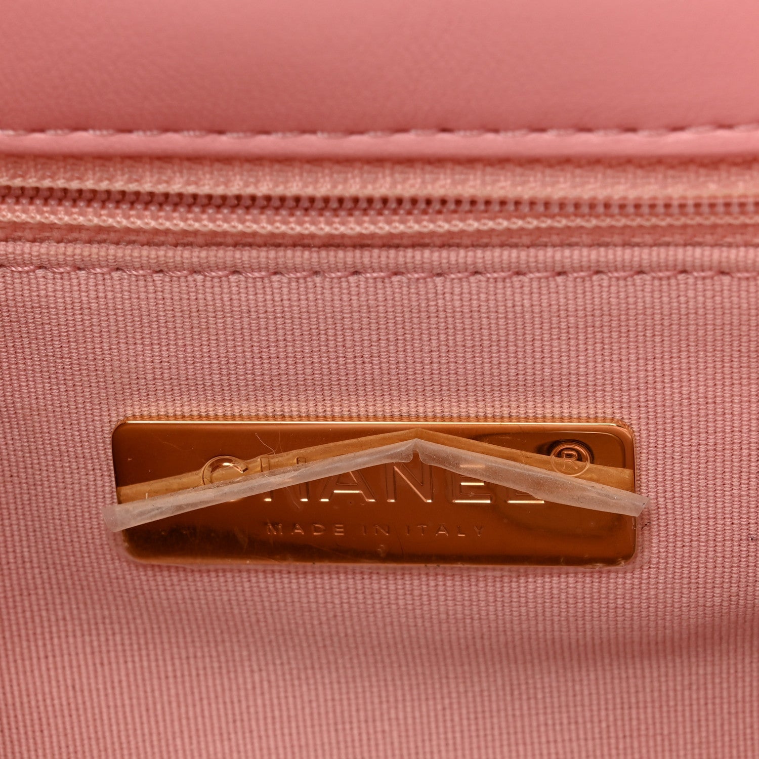 Lambskin Quilted Medium CHNL 19 Flap Pink