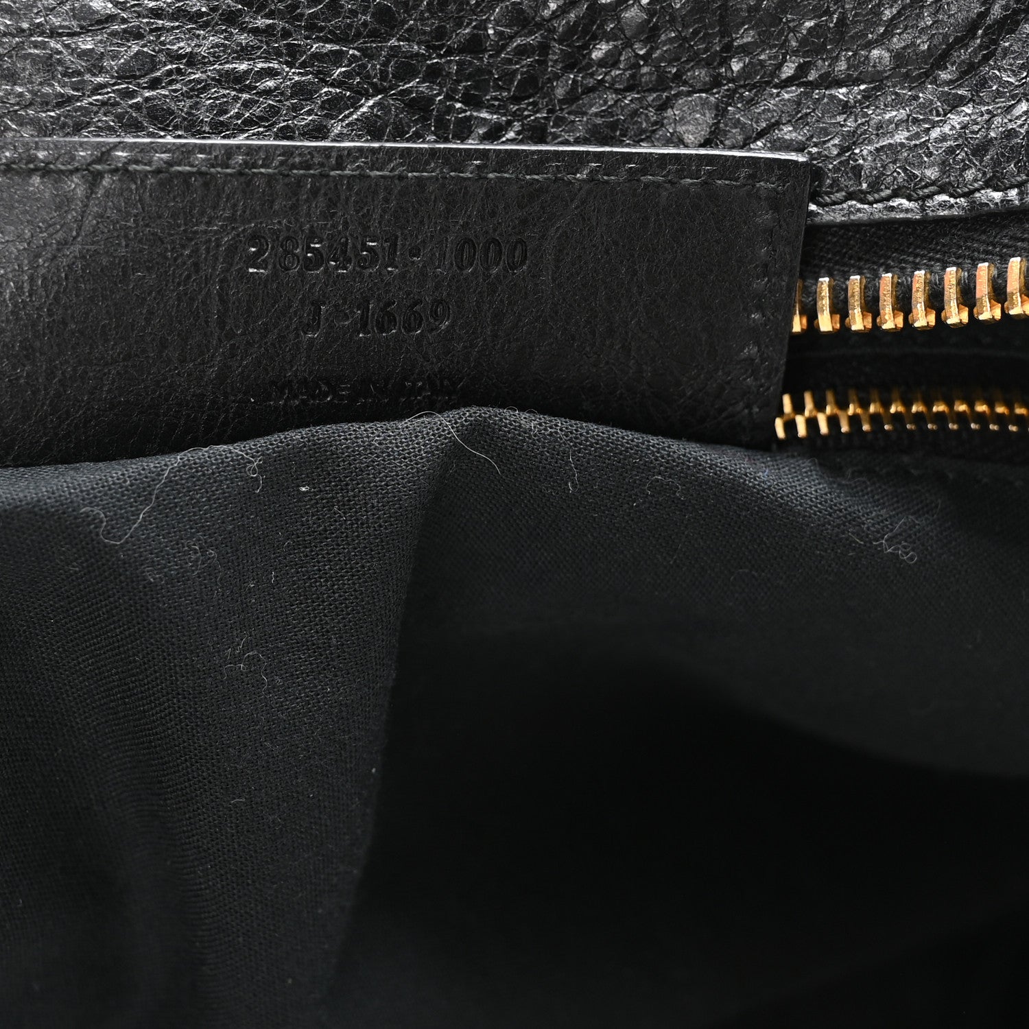 Agneau Giant 12 Gold Hardware Work Black
