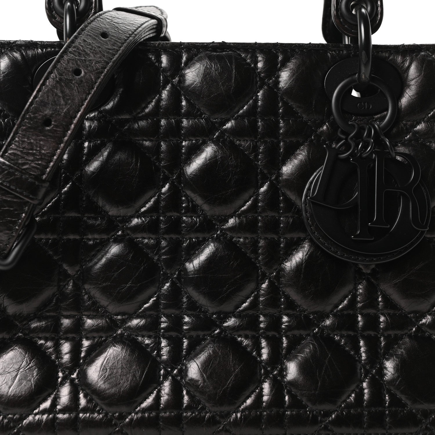 Crinkled Calfskin Cannage Medium Lady D1OR Black