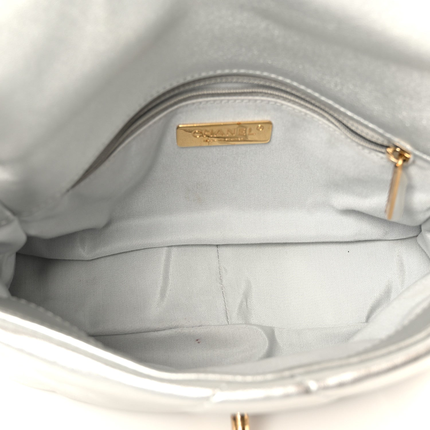 Metallic Lambskin Quilted Medium CHNL 19 Flap Silver