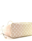 Monogram Giant Spring In The City Neverfull MM Sunset Kaki