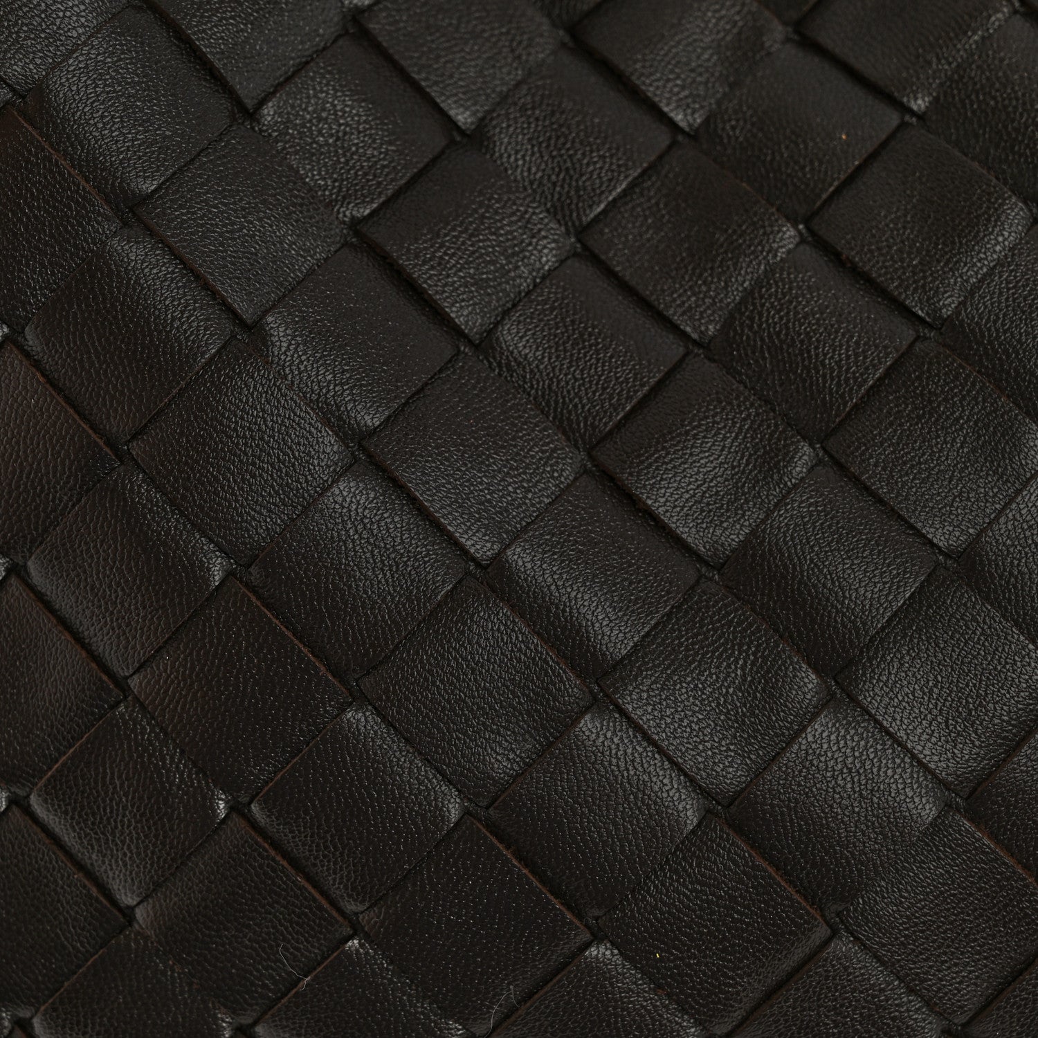 Calfskin Intrecciato Small Hop Fondant